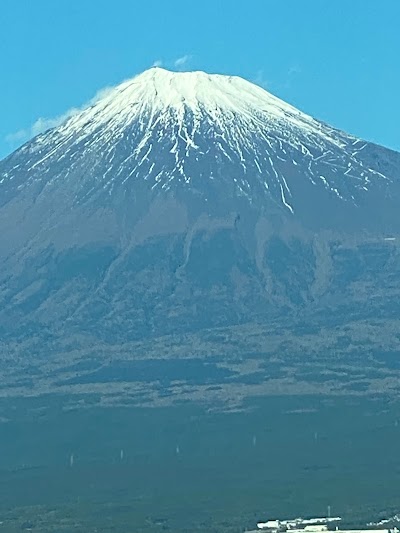 株式会社色八屋