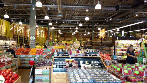 Shopping Mall «Flower Hill Promenade», reviews and photos, 2720 Via De La Valle, Del Mar, CA 92014, USA