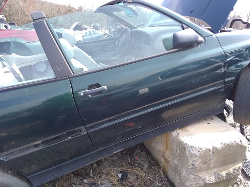 Salvage Yard «EZ Pull & Save Auto Parts», reviews and photos, 2401 Summer Valley Rd, New Ringgold, PA 17960, USA