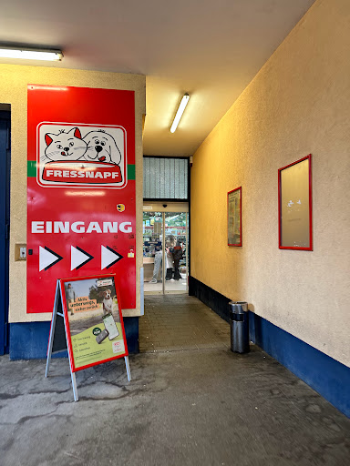 Fressnapf Köln-Niehl unter Cologne, 