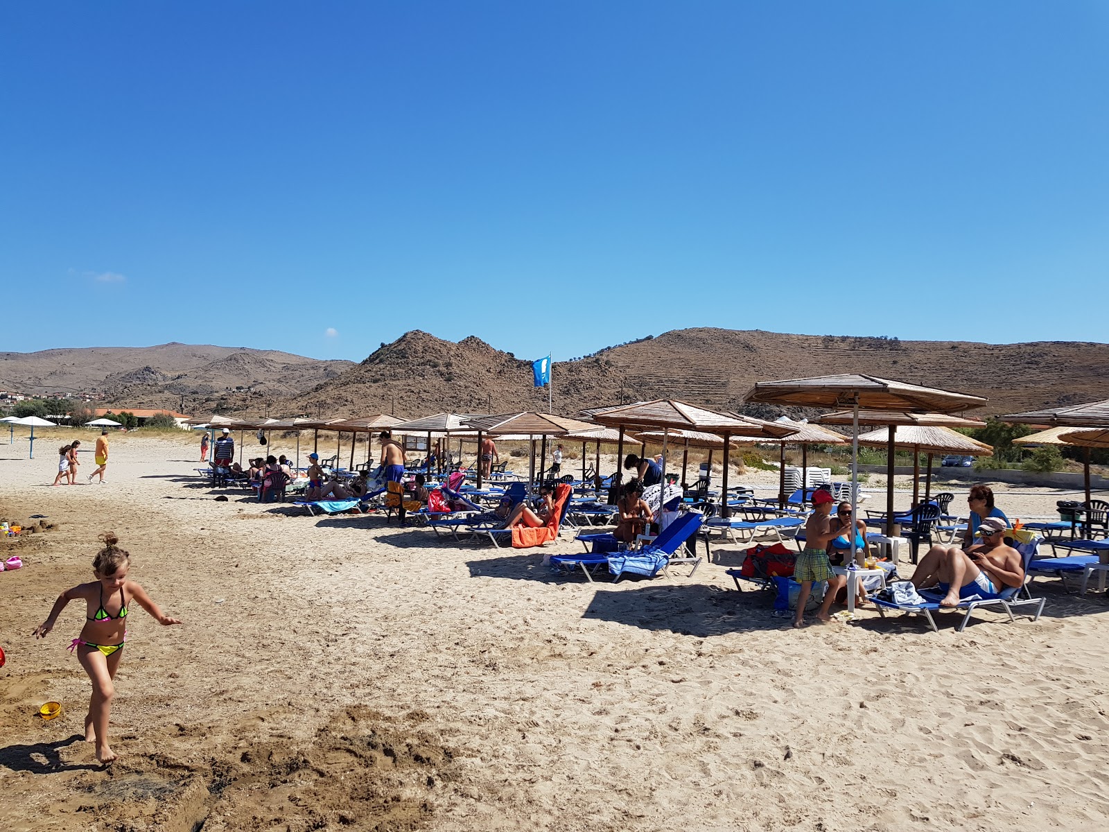 Foto von Thanos beach mit viele geräumige buchten