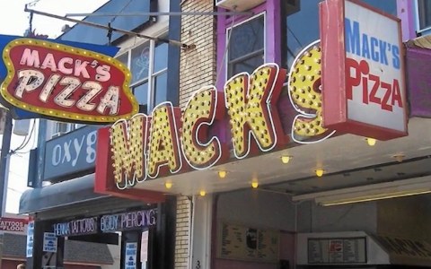 Mack's Pizza image