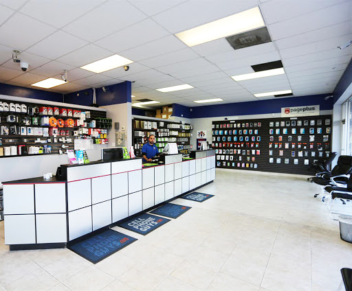 Cell Phone Store «Cellphone Guys Samsung , iPad & iPhone Repair», reviews and photos, 12501 Burbank Blvd #1, Valley Village, CA 91607, USA