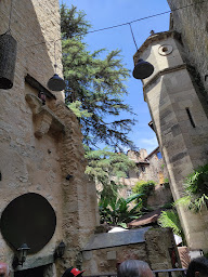 Photo n°90 de Beffroi Tentations à Saint-Antonin-Noble-Val ()