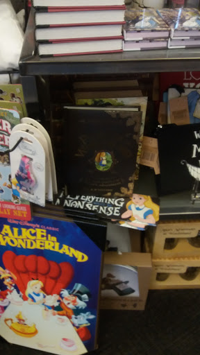 Used Book Store «2nd & Charles», reviews and photos, 17636 Garland Groh Blvd, Hagerstown, MD 21740, USA