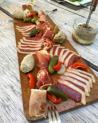 Plats et boissons Chambre d'hôtes Les Mirandes 16190 Montmoreau