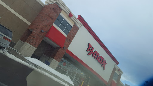 Department Store «T.J. Maxx», reviews and photos, 1300 Shingle Creek Xing, Brooklyn Center, MN 55430, USA