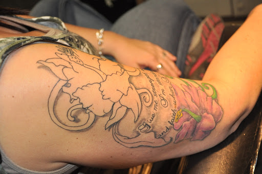 Tattoo Shop «Devine Line Tattoos», reviews and photos, 285 W Shirley Ave, Warrenton, VA 20186, USA