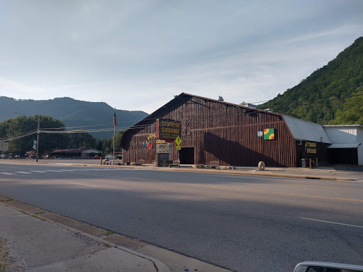 Tourist Attraction «Maggie Valley Puzzle Rooms», reviews and photos, 567 Soco Rd, Maggie Valley, NC 28751, USA