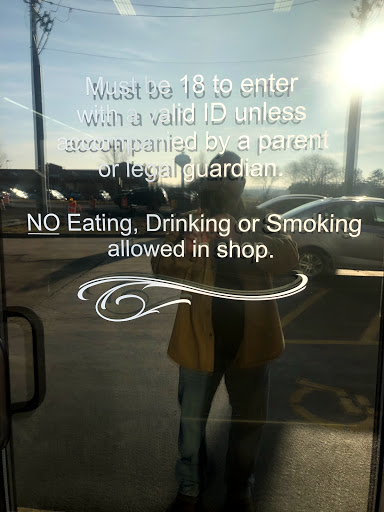 Tattoo Shop «Vanity Tattoo», reviews and photos, 28 S Western Ave, Carpentersville, IL 60110, USA