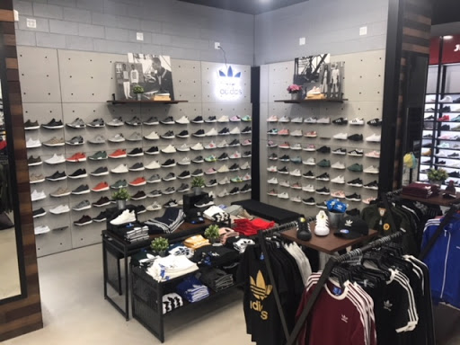 Shoe Palace