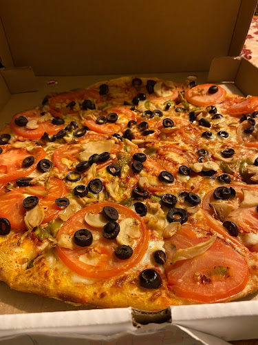 Opiniones de PizzaPizza en Puente Alto - Pizzeria