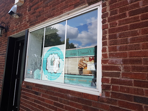 Bakery «A Cupcake Social», reviews and photos, 3800 S 28th Ave, Minneapolis, MN 55406, USA