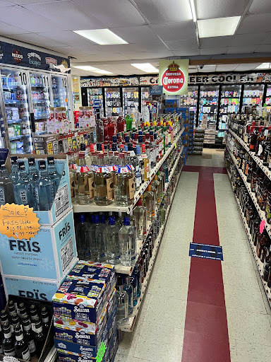 Liquor Store «Red Carpet Liquor», reviews and photos, 410 Pine Lake Ave, La Porte, IN 46350, USA