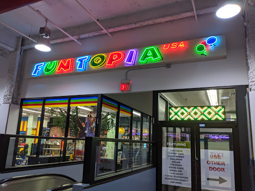 Entertainer «Funtopia USA», reviews and photos, 66-26 Metropolitan Ave, Middle Village, NY 11379, USA