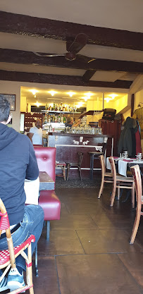 Atmosphère du Restaurant de fruits de mer Chez César à Cassis - n°5