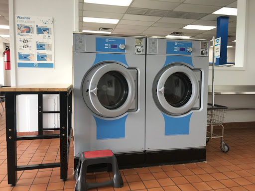 Laundromat «Atlantic Coast Coin Laundry», reviews and photos, 419 S College Rd #30, Wilmington, NC 28403, USA