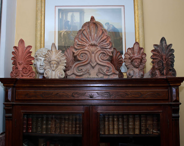 ΚΟΡΟΒΕΣΗΣ ΒΑΣΙΛΗΣ - Κατάστημα