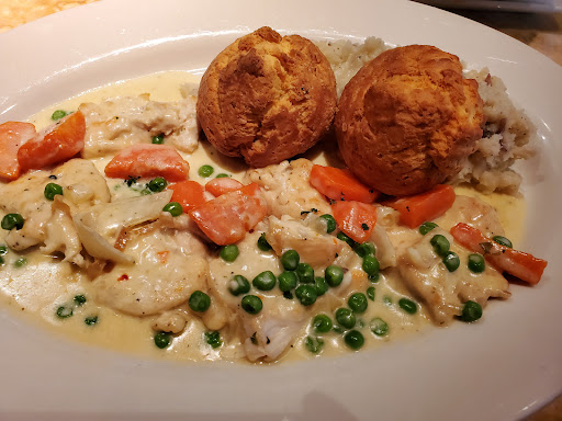 Restaurant «The Cheesecake Factory», reviews and photos, 210 Andover St, Peabody, MA 01960, USA