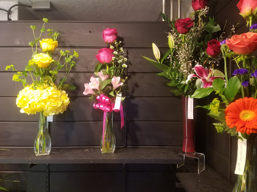 Florist «Lewis Florist», reviews and photos, 147 US-45, Grayslake, IL 60030, USA