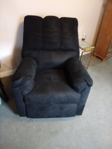 Furniture Store «Muncie Furniture Outlet», reviews and photos, 1010 E 29th St, Muncie, IN 47302, USA