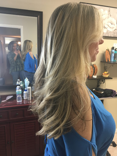 Nail Salon «Clix Hair & Nails-A Salon and Spa», reviews and photos, 105 W Chapman Rd, Oviedo, FL 32765, USA