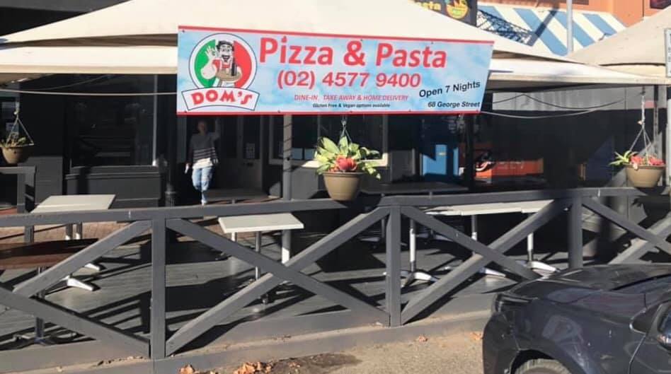 Dom's Pizza Pasta Windsor 2756