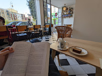 Atmosphère du Café Café Cannelle à La Garenne-Colombes - n°1
