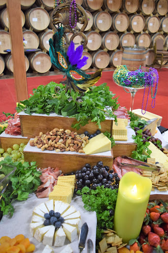 Bed & Breakfast «Lynfred Winery», reviews and photos, 15 S Roselle Rd, Roselle, IL 60172, USA