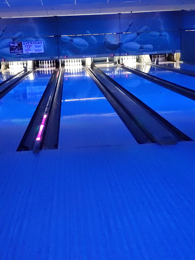 Bowling Alley «Tinley Park Bowling Lanes Inc», reviews and photos, 7601 183rd St, Tinley Park, IL 60477, USA