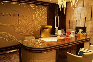 Tarun Jethi - A Luxury Jeweller image