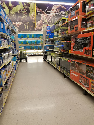 Pet Supply Store «PetSmart», reviews and photos, 5 Mystic View Rd, Everett, MA 02149, USA