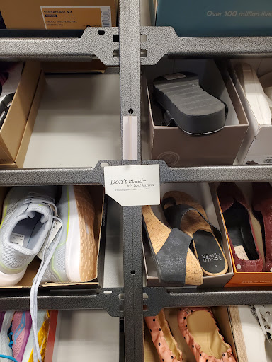 Department Store «Nordstrom Rack Gateway», reviews and photos, 9607 Research Blvd, Austin, TX 78759, USA