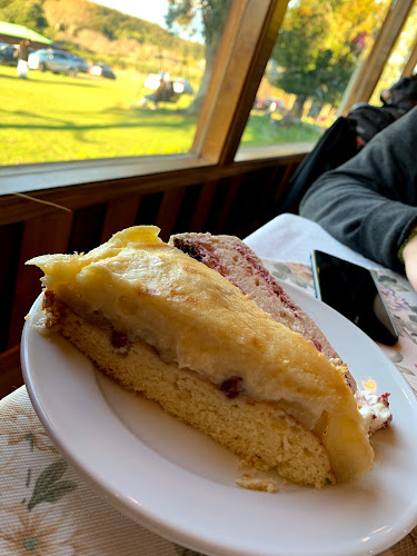 Opiniones de Onces Bellavista en Puerto Varas - Restaurante