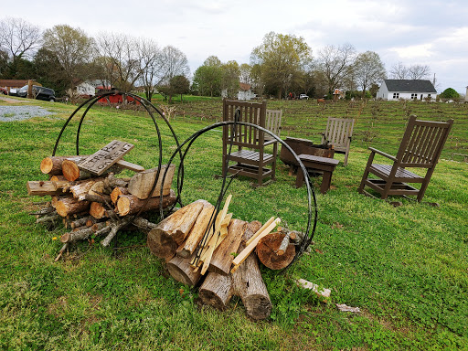 Winery «Treehouse Vineyards», reviews and photos, 301 Bay St, Monroe, NC 28112, USA