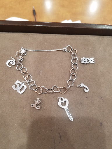 Jewelry Store «James Avery Jewelry», reviews and photos, 5315-A Farm to Market 1960 Rd W, Houston, TX 77069, USA