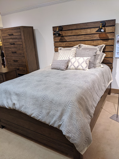 Furniture Store «Levin Furniture», reviews and photos, 16960 Sprague Rd, Middleburg Heights, OH 44130, USA