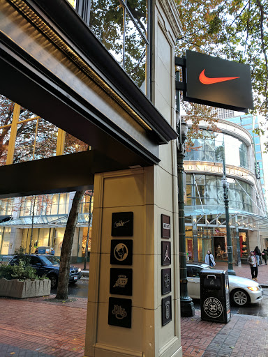 Clothing Store «Nike Portland», reviews and photos, 638 SW 5th Ave, Portland, OR 97201, USA
