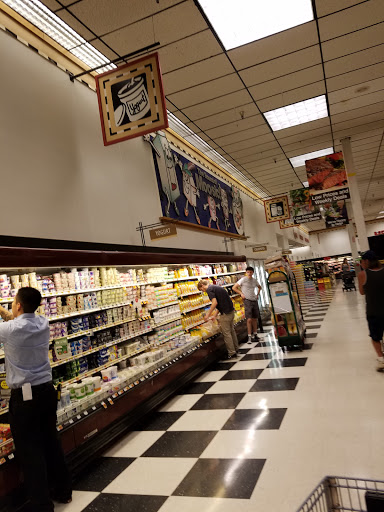 Grocery Store «Fred Meyer», reviews and photos, 16301 SE 82nd Dr, Clackamas, OR 97015, USA