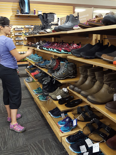 Camping Store «REI», reviews and photos, 1165 Perimeter Center W #200, Atlanta, GA 30338, USA