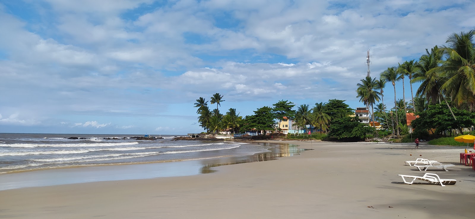 Foto von Praia dos Milagres mit beiger sand Oberfläche