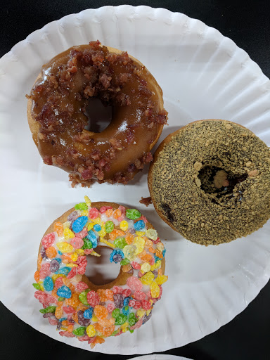 Donut Shop «The Donut Experiment Clearwater Beach», reviews and photos, 674 S Gulfview Blvd, Clearwater Beach, FL 33767, USA