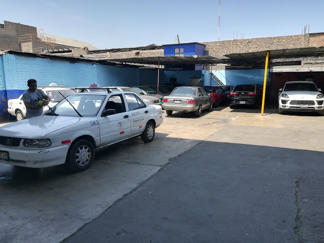 Opiniones de Inversiones Del Campo en Lima - Agencia de alquiler de autos