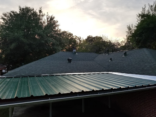 Espinoza Roofing & Construction in Magnolia, Texas