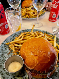 Hamburger du Restaurant brunch CLINT Sentier à Paris - n°8