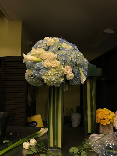 Florist «Flowers By Pouparina», reviews and photos, 1868 W Flagler St, Miami, FL 33135, USA