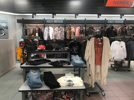 Motorcycle Dealer «Cape Cod Harley-Davidson», reviews and photos, 750 MacArthur Blvd, Pocasset, MA 02559, USA