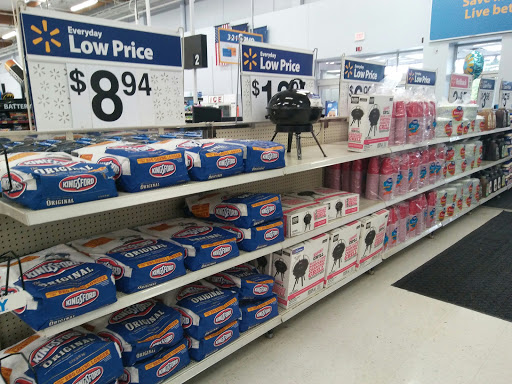 Discount Store «Walmart», reviews and photos, 1040 Green Acres Rd, Eugene, OR 97408, USA