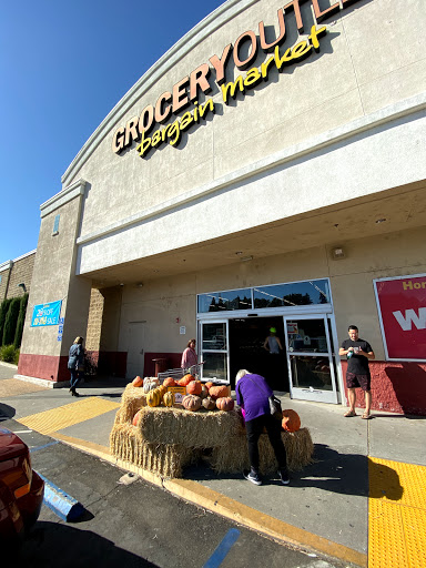 Grocery Outlet Bargain Market, 130 Nut Tree Pkwy, Vacaville, CA 95687, USA, 