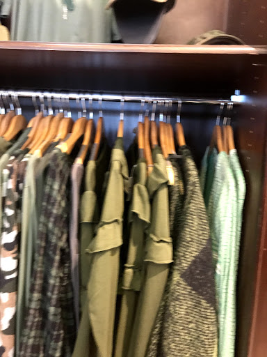 Fashion Accessories Store «Charming Charlie», reviews and photos, 5175 Deerfield Blvd, Mason, OH 45040, USA